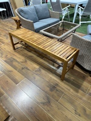 ספסל עץ למקלחת  דגם  Montenegro