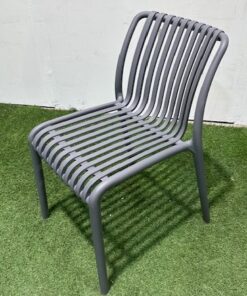 כיסא יצוק אפור דגם קינג